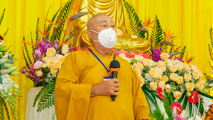 Hòa thượng Thích Huệ Minh tán thán Ban Trị sự Phật giáo huyện với nỗ lực vượt qua hoàn cảnh đặc biệt khó khăn tại địa phương