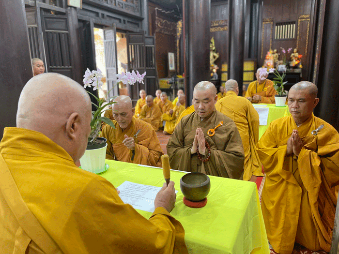 Chư Tăng tác pháp đại chúng Chư Tăng tác pháp đại chúng