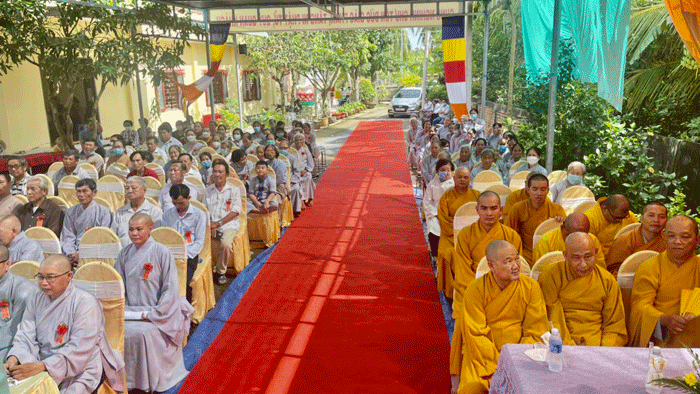 Chư tôn đức Tăng Ni, Phật tử tham dự lễ trao quyết định bổ nhiệm