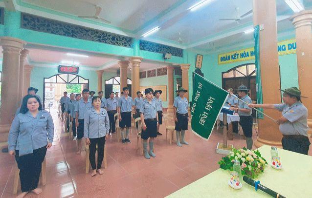 Thực hiện nghi thức Gia đình Phật tử Thực hiện nghi thức Gia đình Phật tử