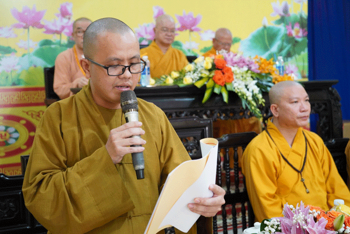 Đại đức Thích Ngọc Minh, Phó Văn phòng trường báo cáo hoạt động Phật sự Đại đức Thích Ngọc Minh, Phó Văn phòng trường báo cáo hoạt động Phật sự