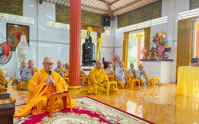 Ban Thường trực Ban Trị sự tỉnh tham dự lễ Bố-tát cùng Phật giáo H.Chợ Gạo