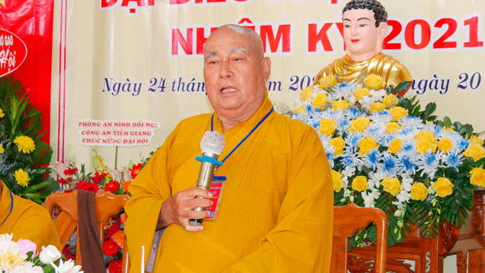 Hòa thượng Thích Huệ Minh ban đạo từ