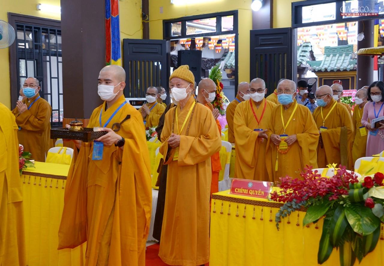 Cung thỉnh chư tôn đức quang lâm hội trường đại hội Cung thỉnh chư tôn đức quang lâm hội trường đại hội