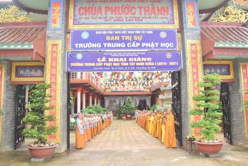 Tăng Ni sinh sẽ học tại Trường Trung cấp Phật học tỉnh Tây Ninh - chùa Phước Thành Tăng Ni sinh sẽ học tại Trường Trung cấp Phật học tỉnh Tây Ninh - chùa Phước Thành