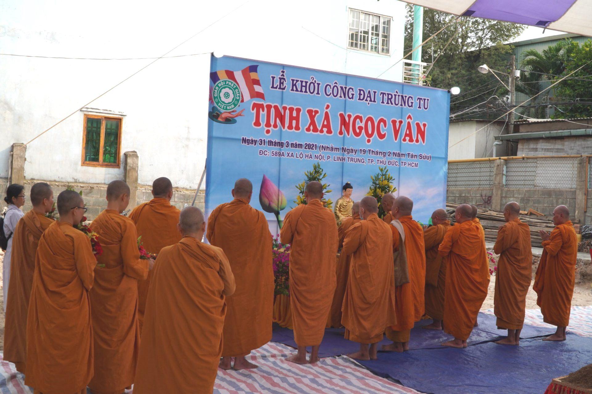 Quang cảnh lễ chú nguyện trùng tu tịnh xá Ngọc Vân