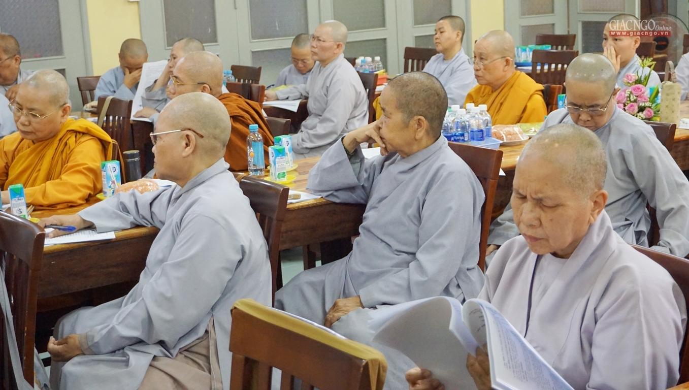 Chư Ni Phân ban Ni giới Trung ương tham dự họp Chư Ni Phân ban Ni giới Trung ương tham dự họp