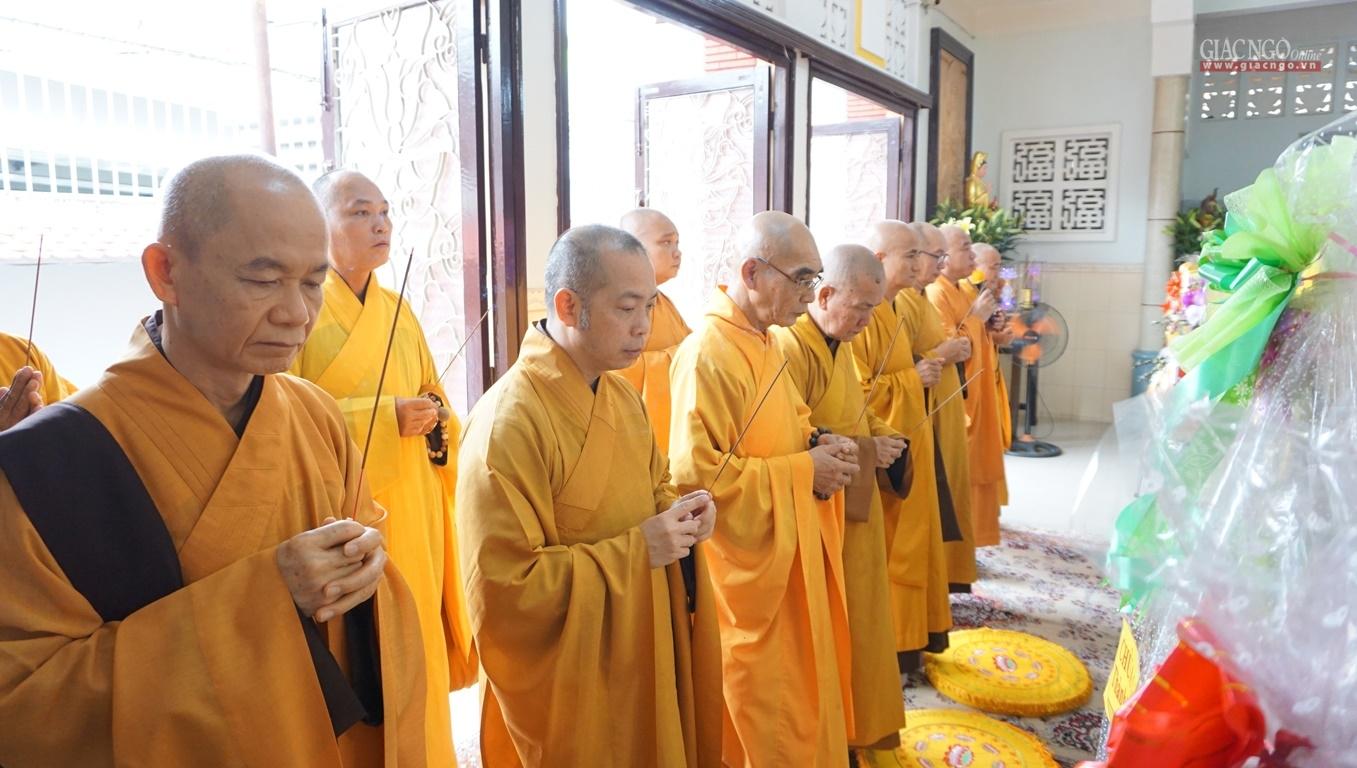 Chư tôn đức Hội đồng Trị sự, Ban Trị sự GHPGVN TP.HCM, Ban Trị sự quận 11 niêm hưởng tưởng niệm Chư tôn đức Hội đồng Trị sự, Ban Trị sự GHPGVN TP.HCM, Ban Trị sự quận 11 niêm hưởng tưởng niệm