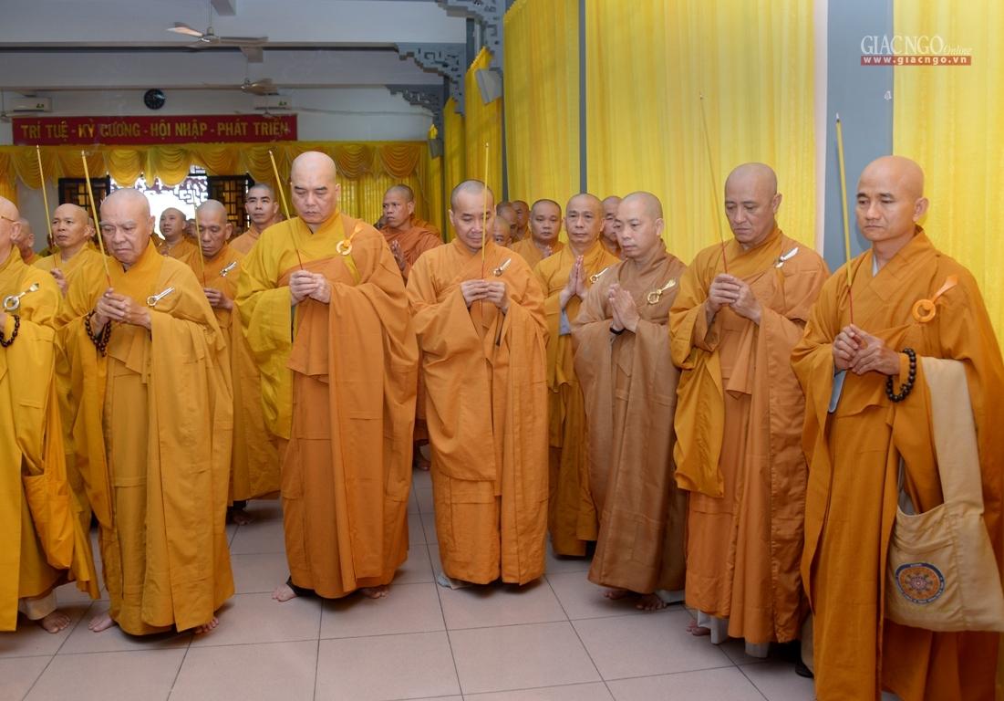 Chư tôn đức Hội đồng Trị sự, Ban Trị sự GHPGVN TP.HCM thành kính tưởng niệm Chư tôn đức Hội đồng Trị sự, Ban Trị sự GHPGVN TP.HCM thành kính tưởng niệm