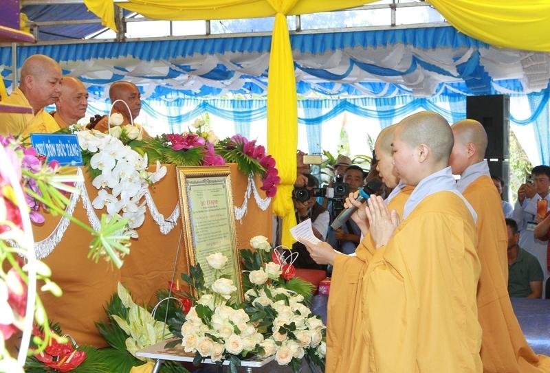 Sư cô Thích nữ Pháp Giải phát nguyện Sư cô Thích nữ Pháp Giải phát nguyện