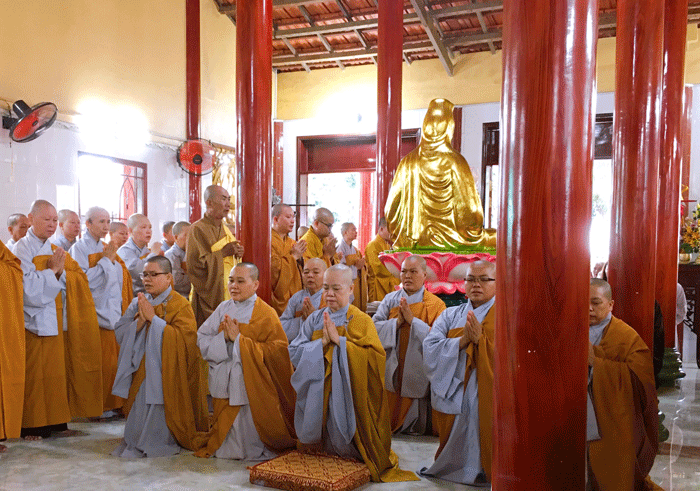 Chư Ni tại pháp hội Dược Sư chùa An Dương Chư Ni tại pháp hội Dược Sư chùa An Dương