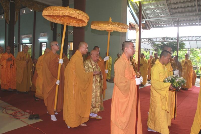 Cung nghinh chư tôn giáo phẩm quang lâm Cung nghinh chư tôn giáo phẩm quang lâm