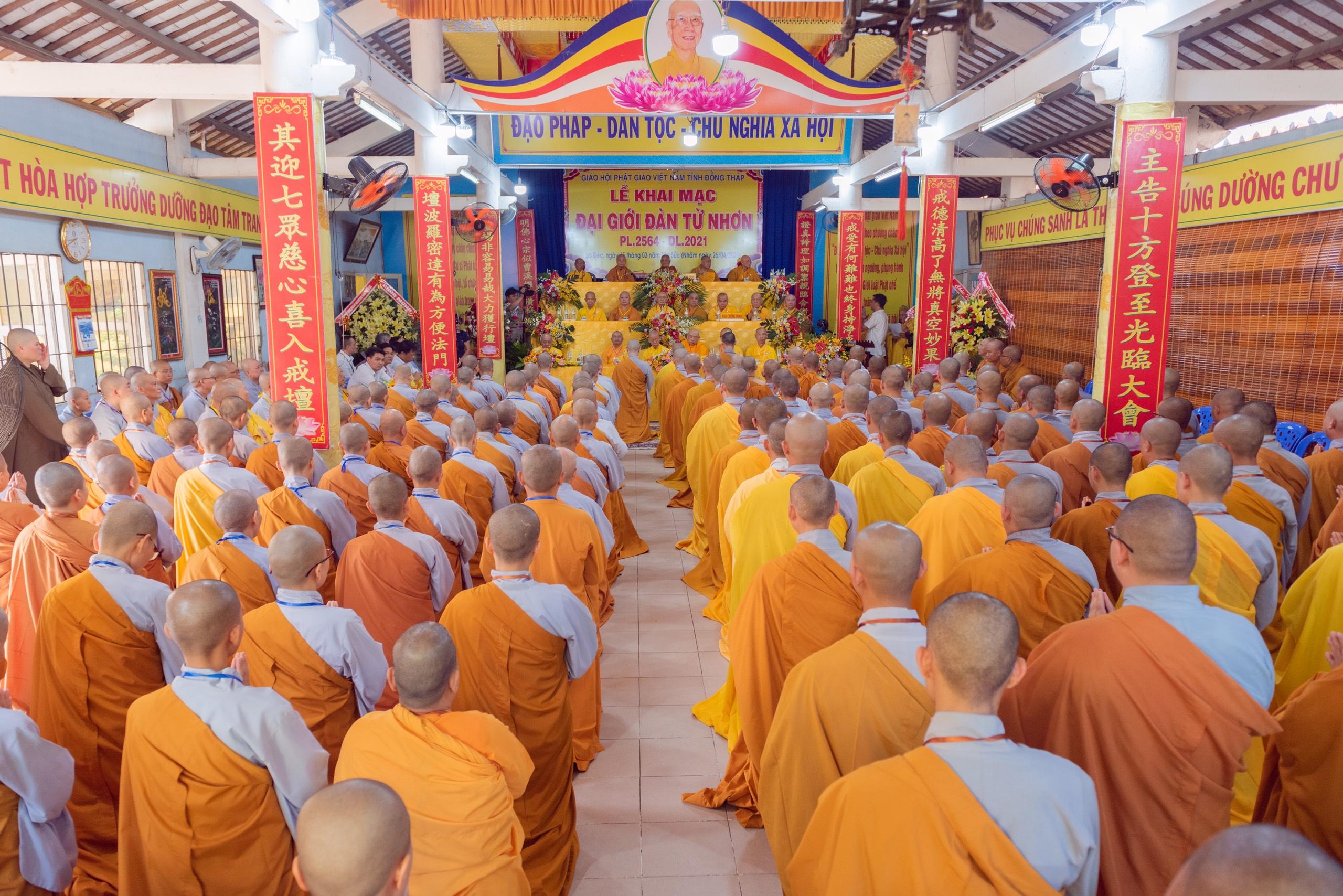 Trang nghiêm khai mạc Đại giới đàn Từ Nhơn