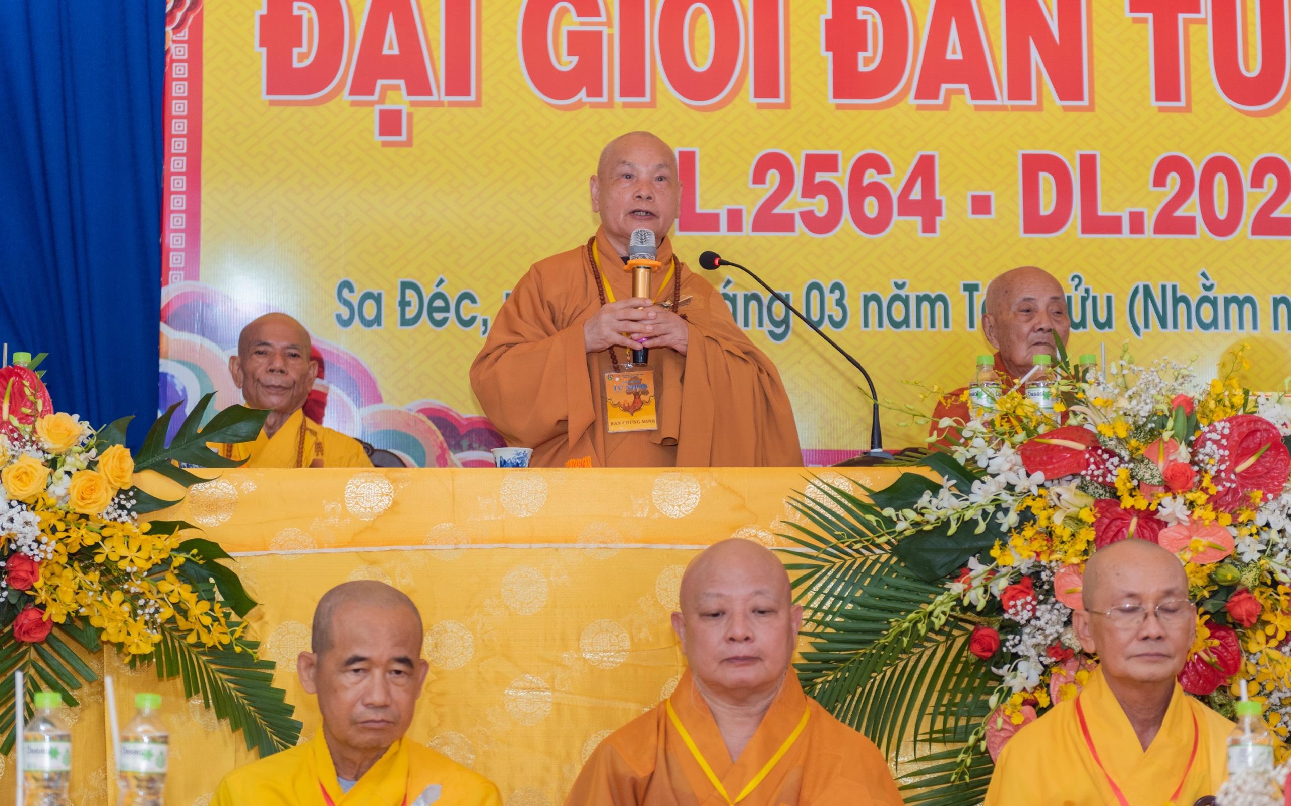 Hòa thượng Thích Thiện Nhơn ban đạo từ