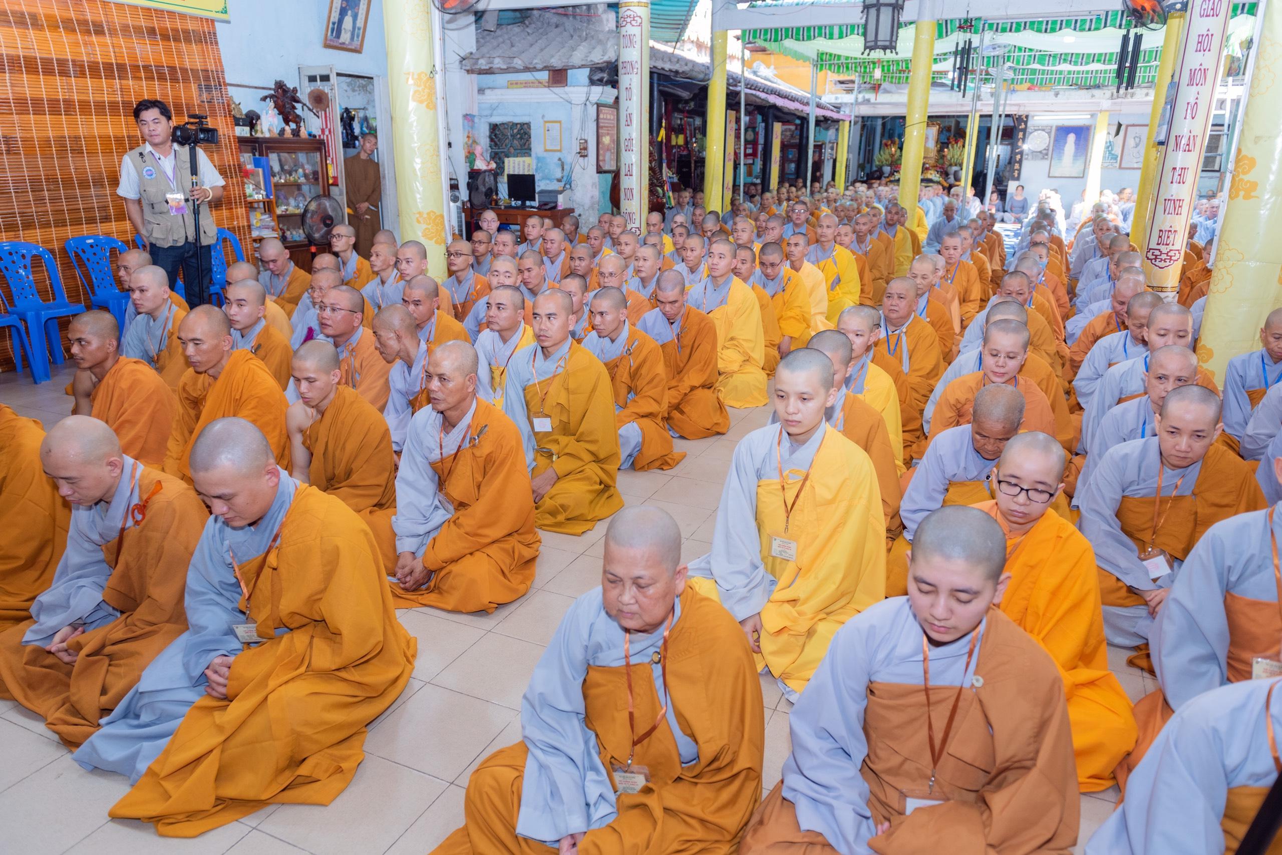 Chư giới tử Tăng Ni