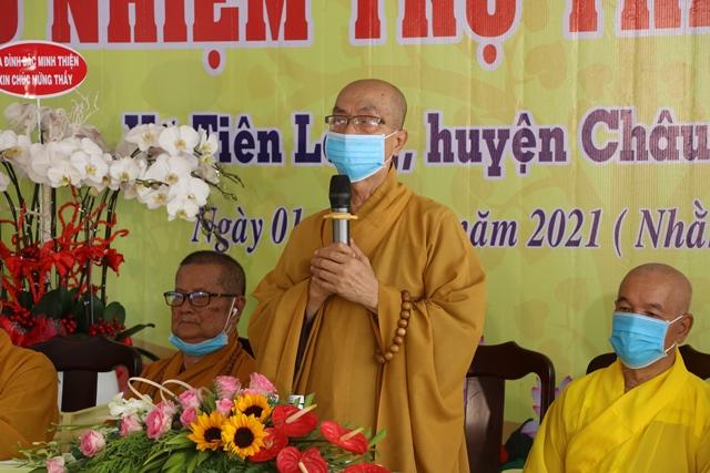 Hòa thượng Thích Nhựt Tấn ban đạo từ tại buổi lễ Hòa thượng Thích Nhựt Tấn ban đạo từ tại buổi lễ