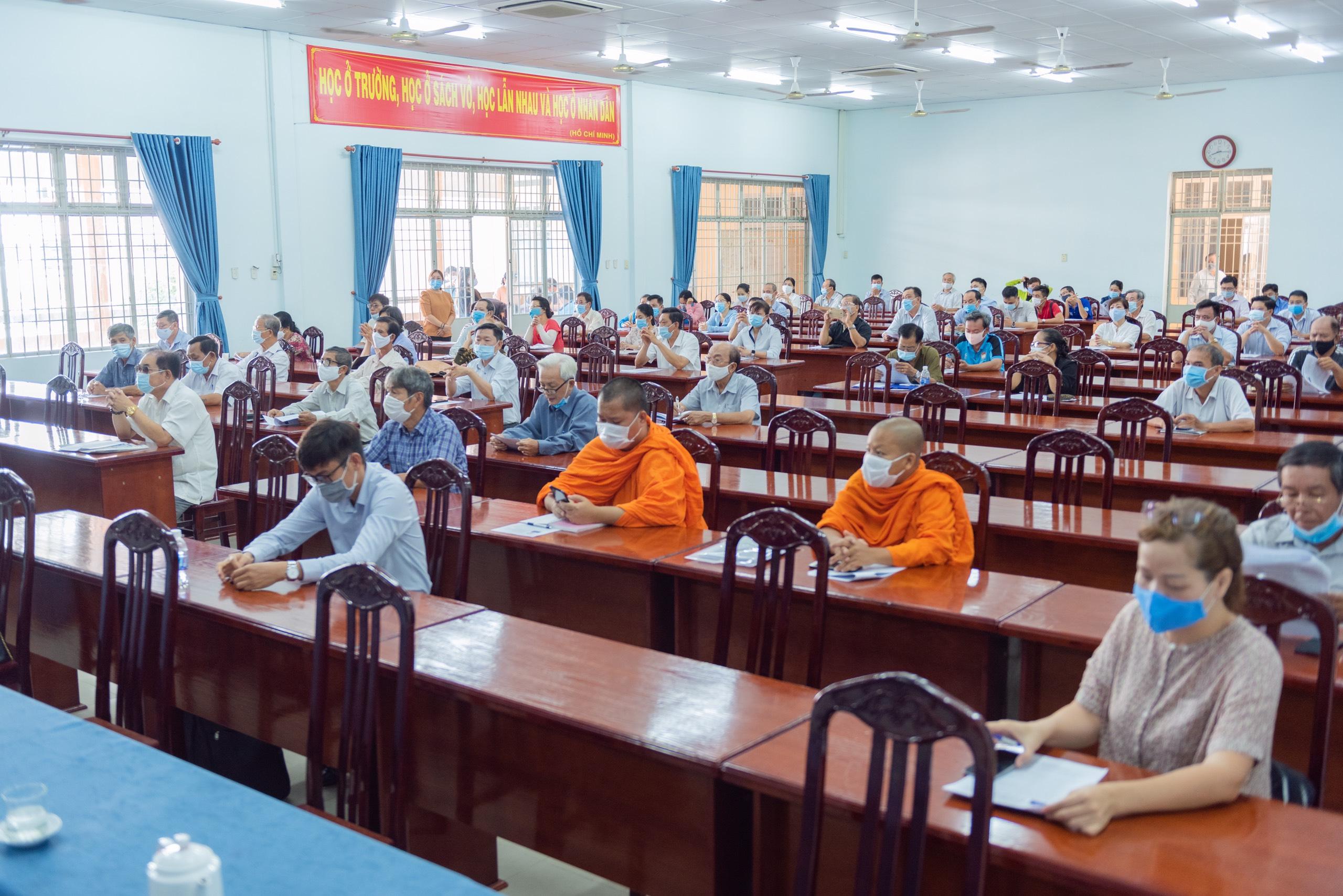Cử tri gặp gỡ người ứng cử đại biểu Hội đồng Nhân dân TP.HCM khóa X, nhiệm kỳ 2021-2026 - Ảnh: Đăng Huy Cử tri gặp gỡ người ứng cử đại biểu Hội đồng Nhân dân TP.HCM khóa X, nhiệm kỳ 2021-2026 - Ảnh: Đăng Huy