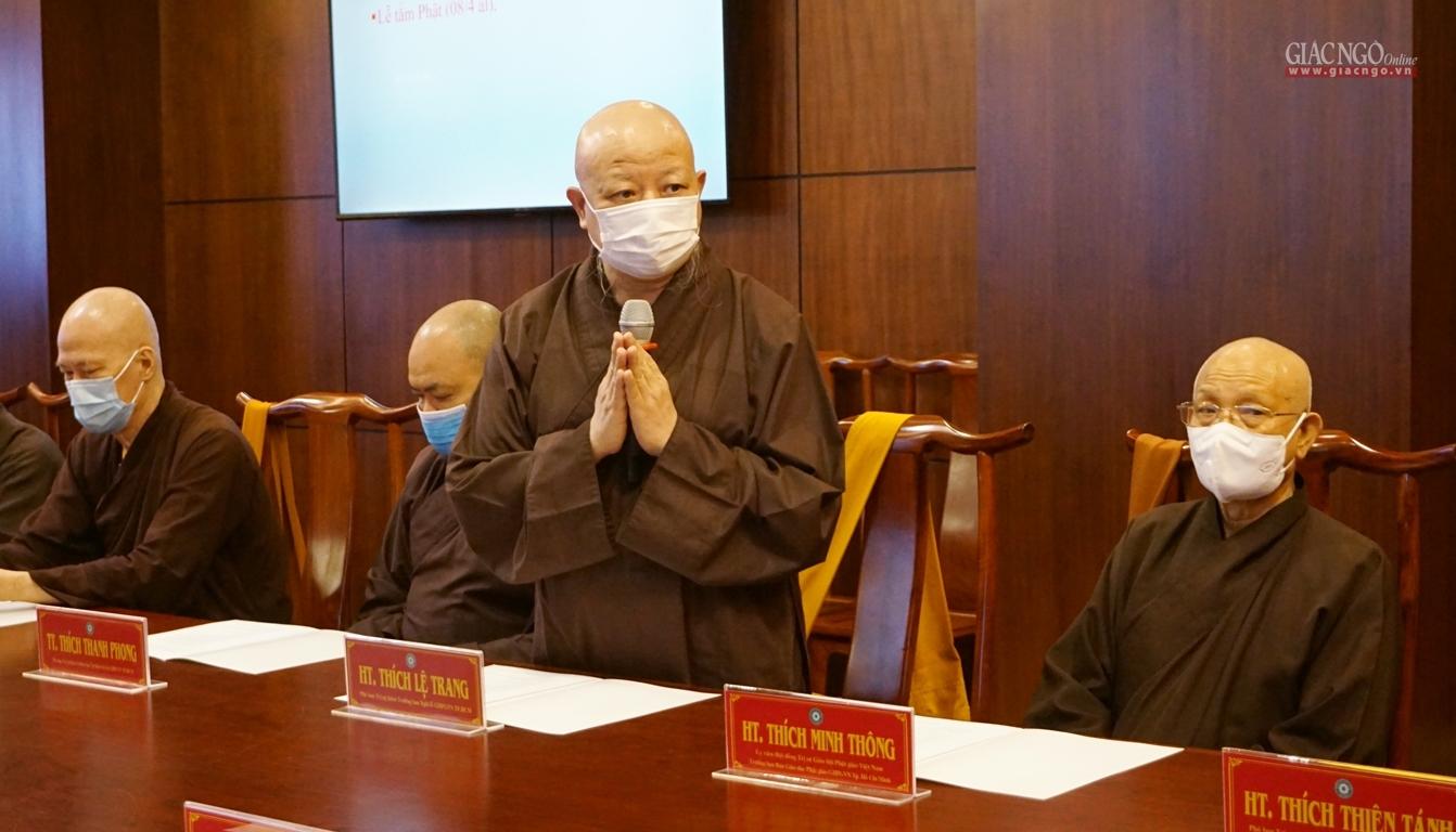 Hòa thượng Thích Lệ Trang, Phó ban kiêm Trưởng ban Nghi lễ đóng góp ý kiến tại buổi họp Hòa thượng Thích Lệ Trang, Phó ban kiêm Trưởng ban Nghi lễ đóng góp ý kiến tại buổi họp