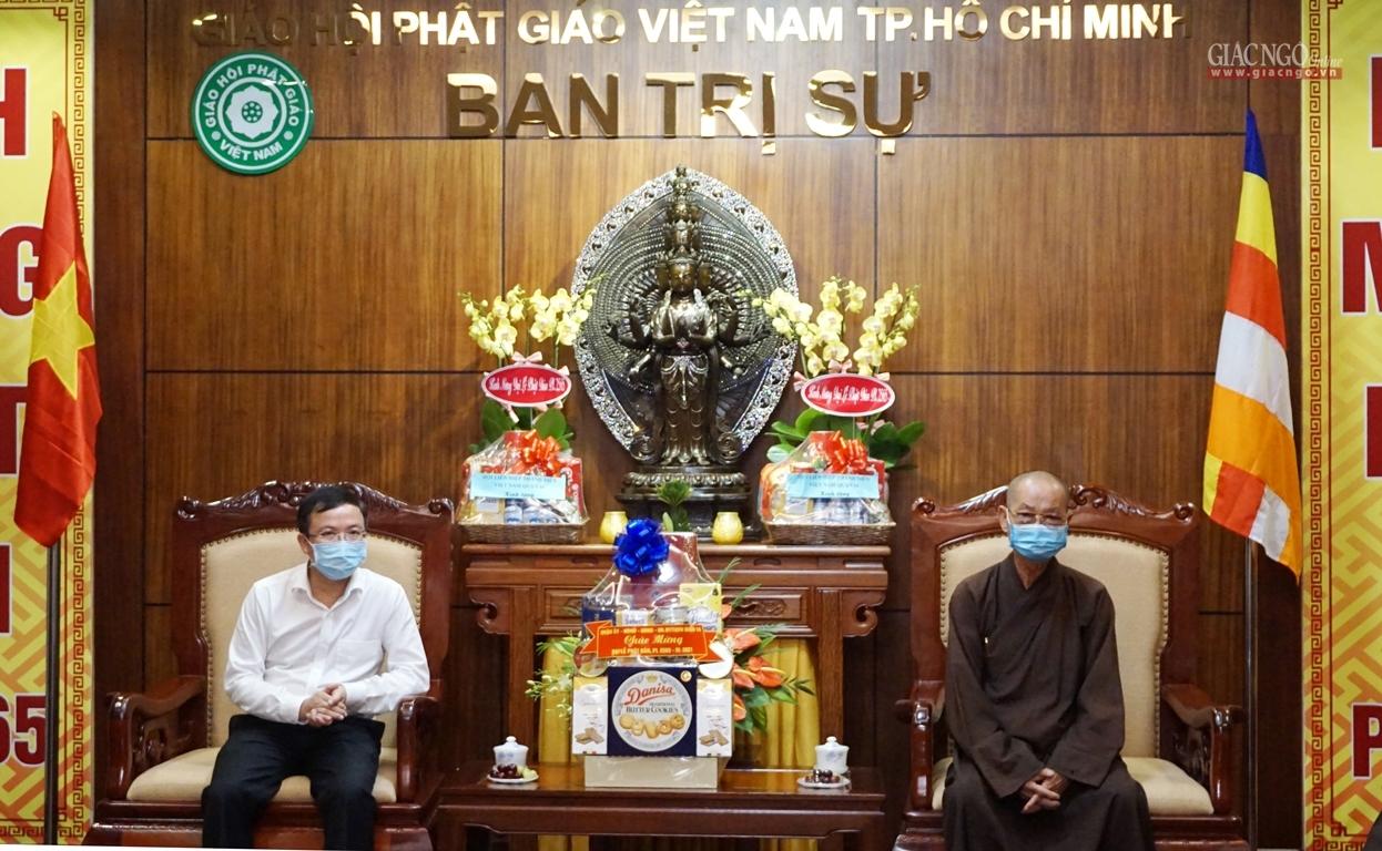 Chư tôn đức Ban Trị sự GHPGVN TP.HCM tiếp lãnh đạo Quận ủy quận 10 Chư tôn đức Ban Trị sự GHPGVN TP.HCM tiếp lãnh đạo Quận ủy quận 10