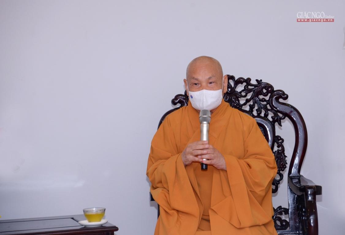 Hòa thượng Thích Thiện Nhơn cảm ơn sự quan tâm của ông Bí thư Thành ủy Hòa thượng Thích Thiện Nhơn cảm ơn sự quan tâm của ông Bí thư Thành ủy