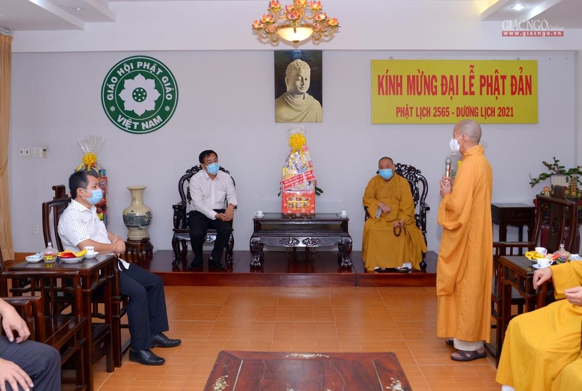 Thượng tọa Thích Thiện Thống cảm ơn ông Nguyễn Duy Tân cùng thành viên Ban Tôn giáo TP.HCM đến thăm, chúc mừng Phật đản Phật lịch 2565 Thượng tọa Thích Thiện Thống cảm ơn ông Nguyễn Duy Tân cùng thành viên Ban Tôn giáo TP.HCM đến thăm, chúc mừng Phật đản Phật lịch 2565