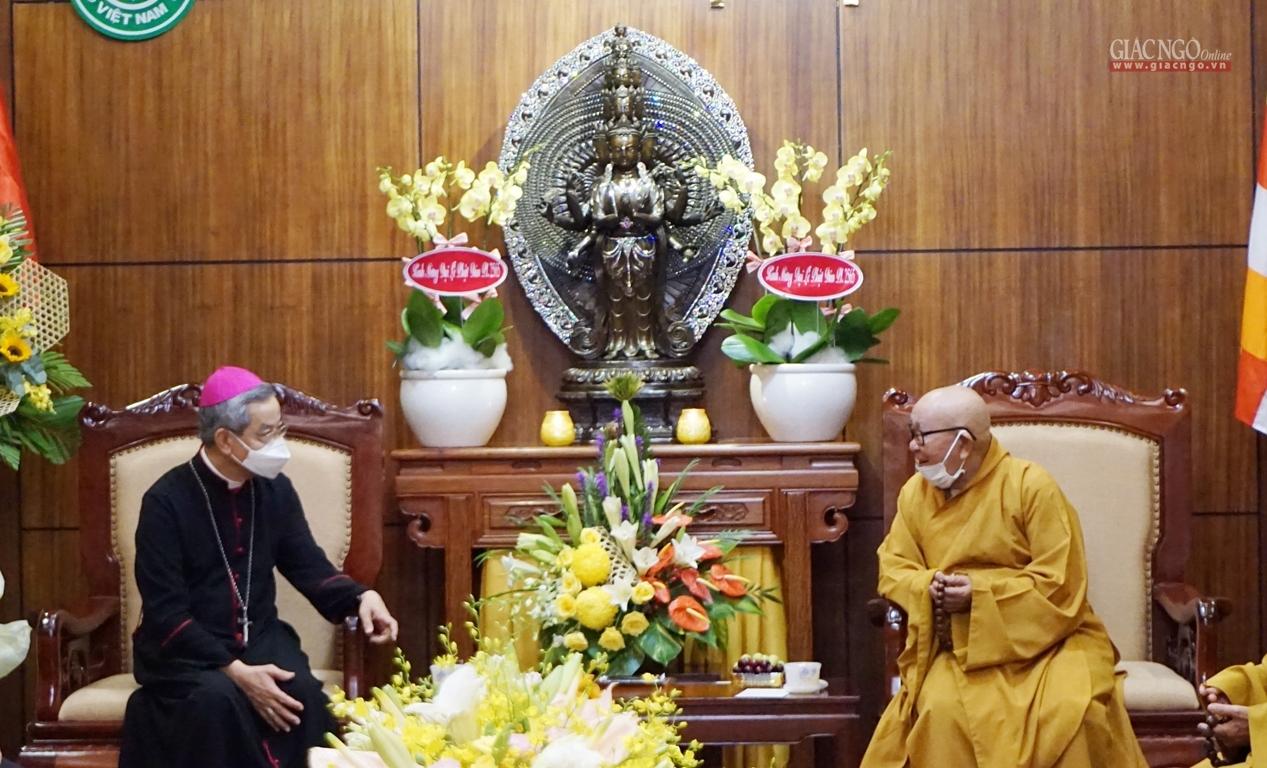 Hòa thượng Thích Như Tín tiếp ngài Tổng Giám mục Tổng Giáo phận TP.HCM Hòa thượng Thích Như Tín tiếp ngài Tổng Giám mục Tổng Giáo phận TP.HCM