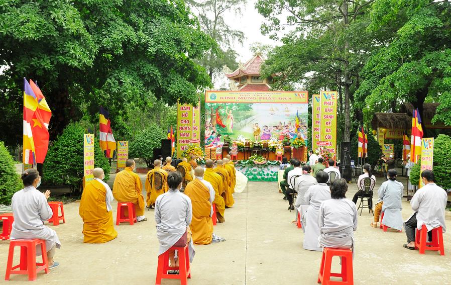 Thực hiện Đại lễ Phật đản giãn cách Thực hiện Đại lễ Phật đản giãn cách