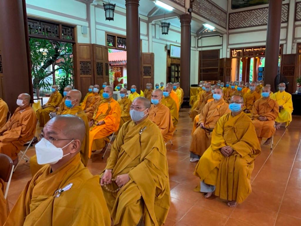 Chư tôn đức tham dự Đại lễ Phật đản, Kỷ niệm 40 năm thành lập GHPGVN Chư tôn đức tham dự Đại lễ Phật đản, Kỷ niệm 40 năm thành lập GHPGVN