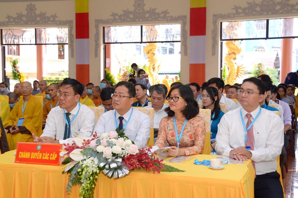 Đại biểu khách mời chính quyền