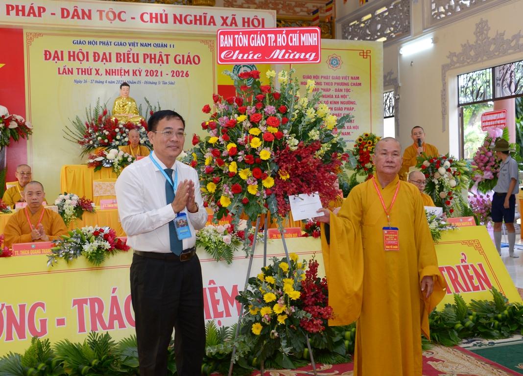 Ban Tôn giáo TP.HCM chúc mừng