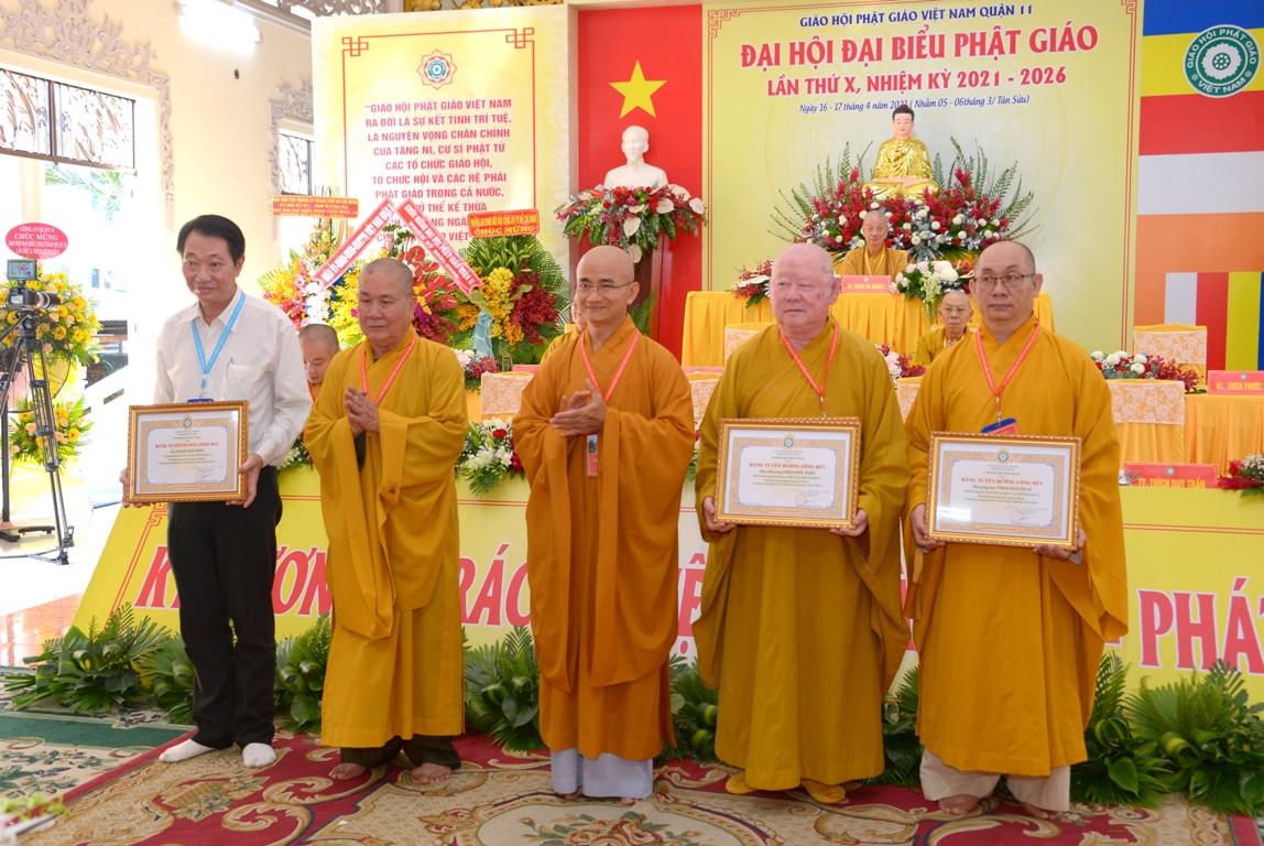 Tập thể, cá nhân đóng góp cho công tác Phật sự được ghi nhận