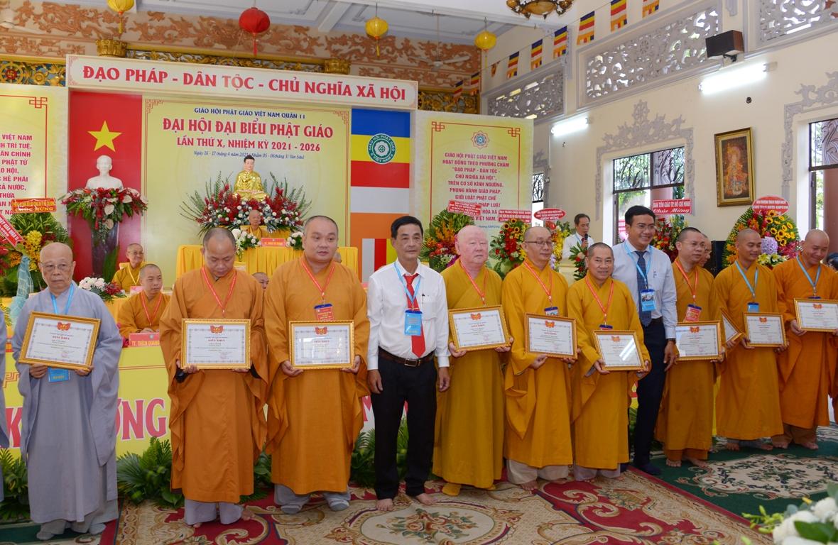 Ủy ban MTTQVN TP.HCM trao Bằng khen đến 17 cơ sở tự viện