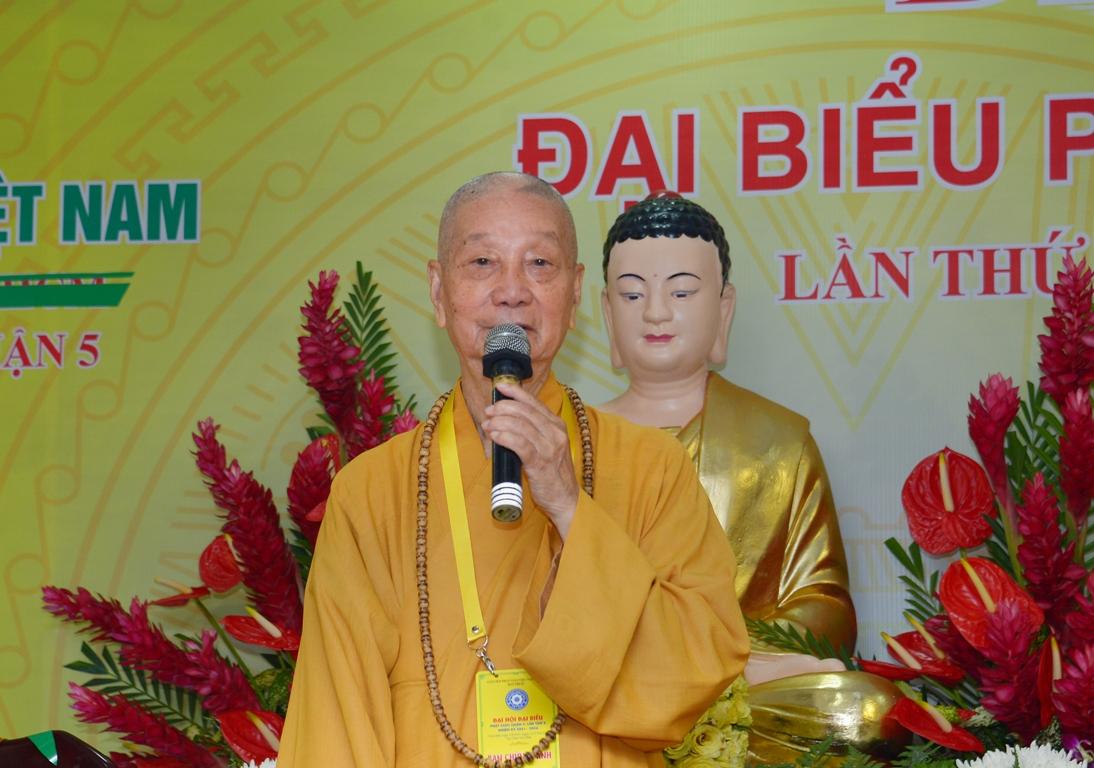 Trưởng lão Hòa thượng Thích Trí Quảng ban đạo từ, chỉ đạo tại đại hội