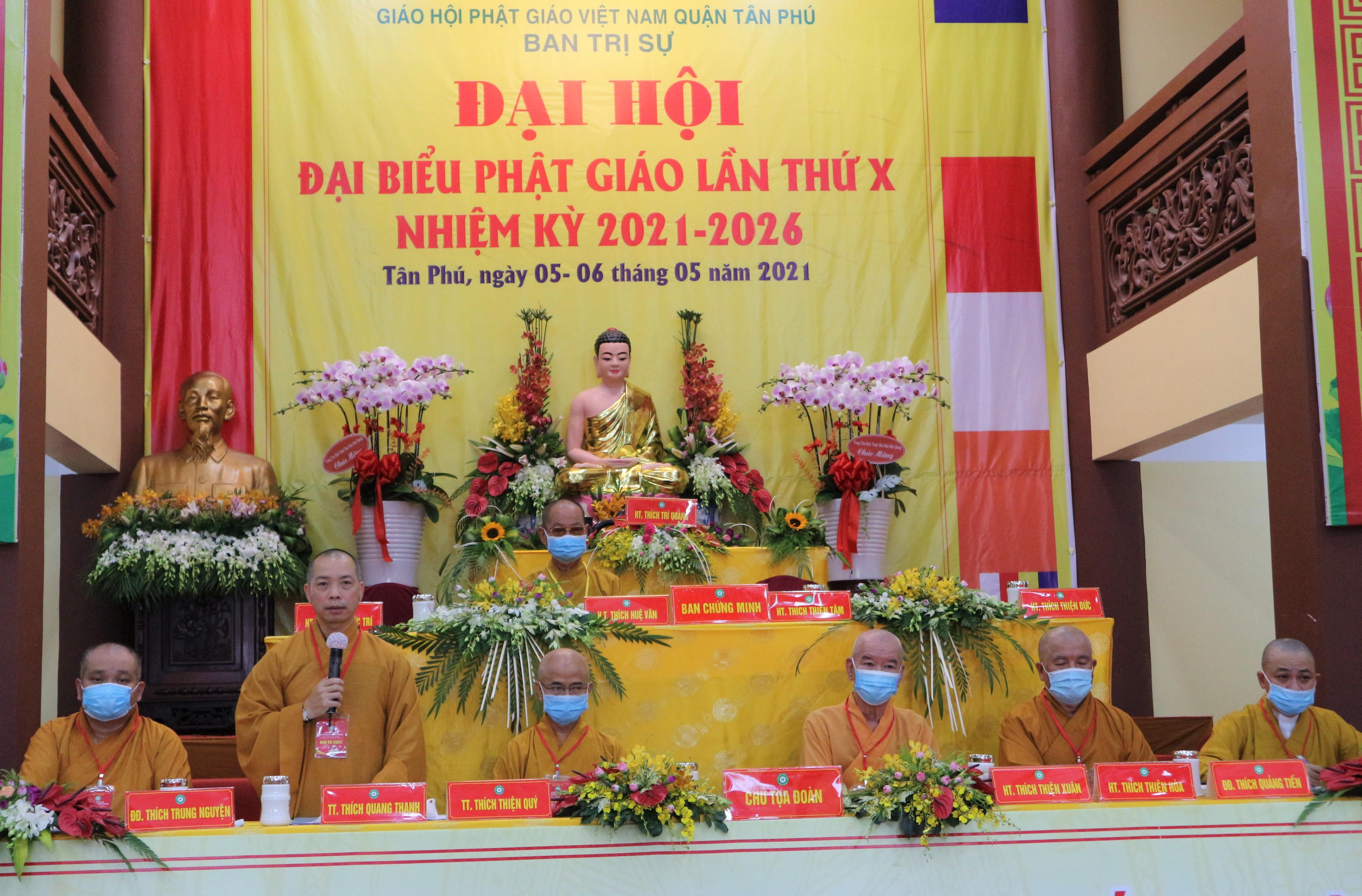 Thượng tọa Thích Quang Thạnh góp ý về chương trình đại hội