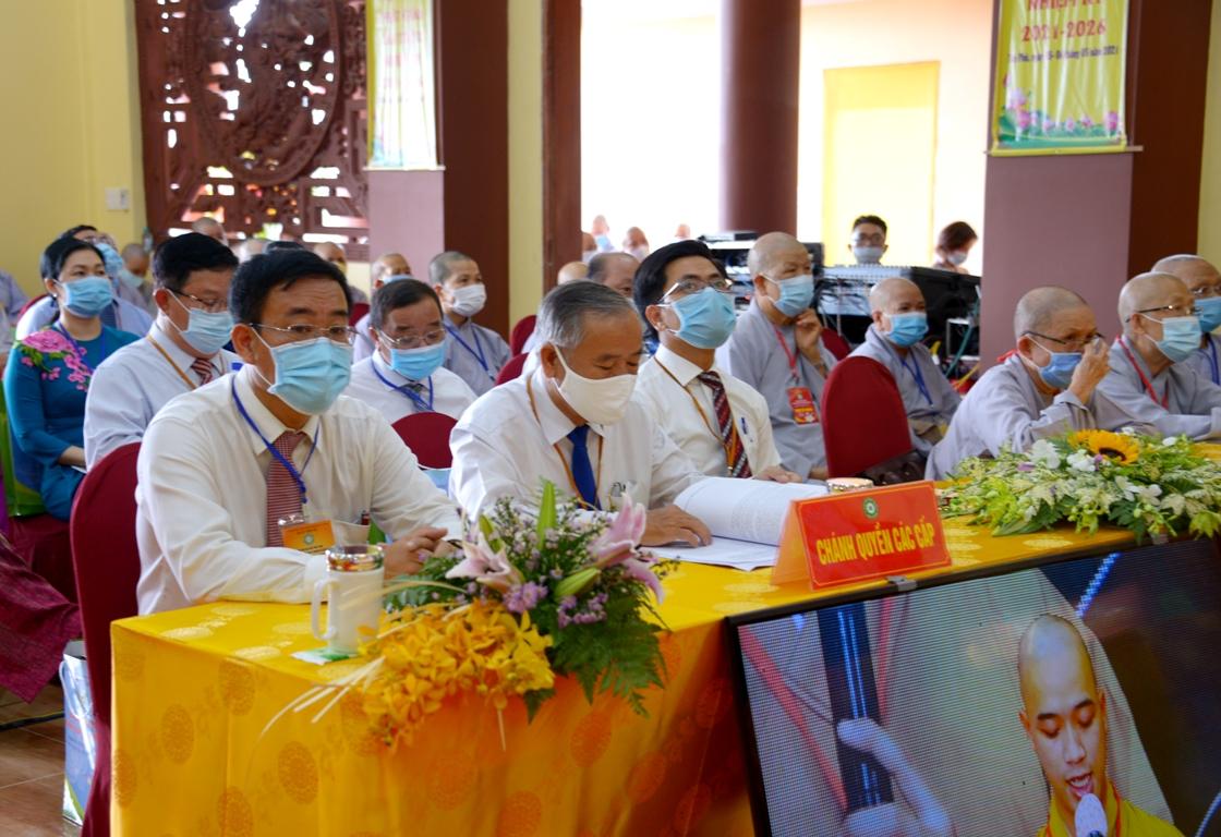 Khách mời đại hội