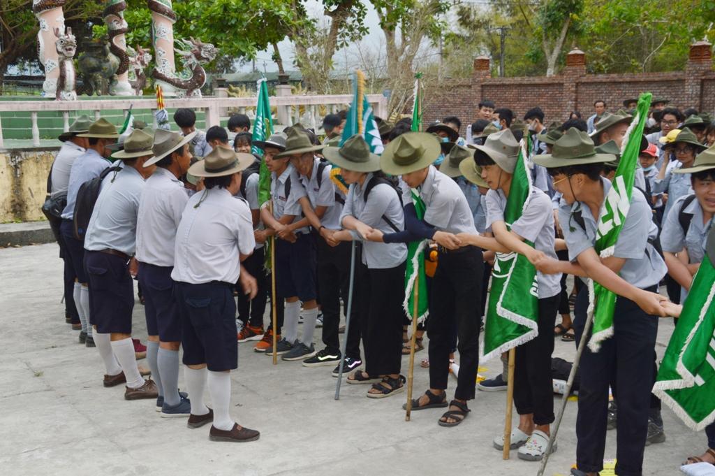 Dây thân ái kết thúc một ngày sinh hoạt, Kỷ niệm Thái tử Tất Đạt Đa xuất gia Dây thân ái kết thúc một ngày sinh hoạt, Kỷ niệm Thái tử Tất Đạt Đa xuất gia