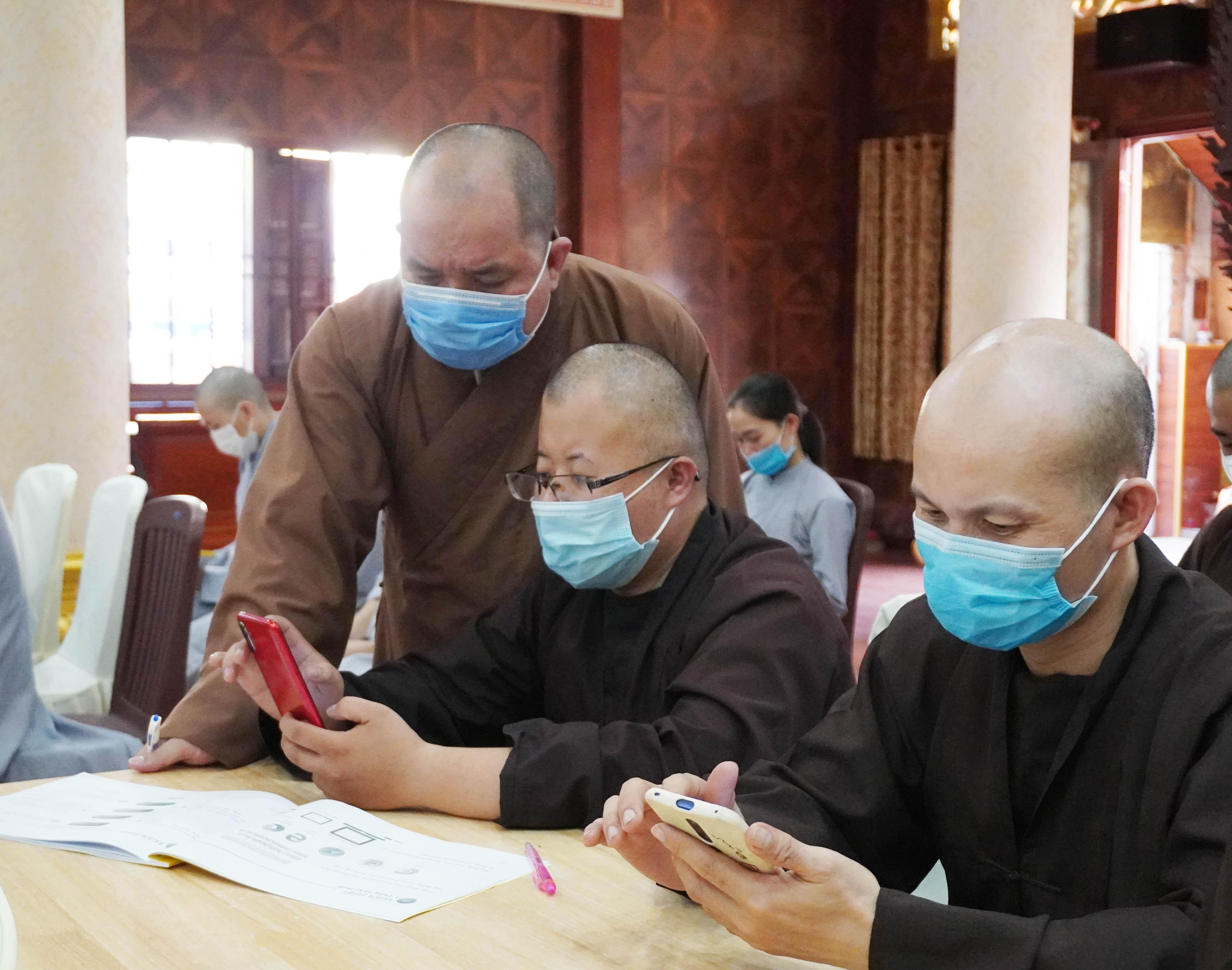 Hướng dẫn thao tác trên điện thoại thông minh Hướng dẫn thao tác trên điện thoại thông minh