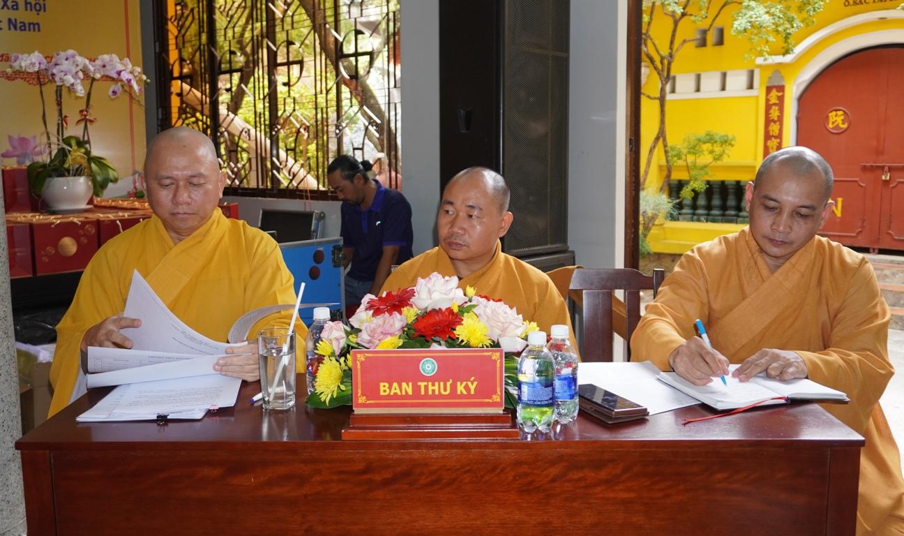 Chư tôn đức Ban Thư ký