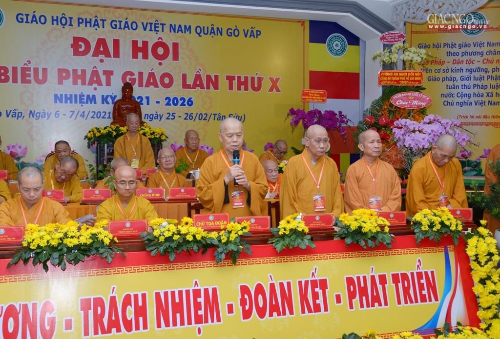 Hòa thượng Thích Nhật Lang, thay mặt Ban Trị sự GHPGVN quận Gò Vấp nhiệm kỳ 2016-2021 tuyên bố mãn nhiệm Hòa thượng Thích Nhật Lang, thay mặt Ban Trị sự GHPGVN quận Gò Vấp nhiệm kỳ 2016-2021 tuyên bố mãn nhiệm