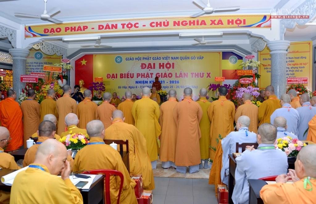 Chư tôn đức lắng nghe đạo từ chỉ đạo của Trưởng lão Hòa thượng Thích Trí Quảng Chư tôn đức lắng nghe đạo từ chỉ đạo của Trưởng lão Hòa thượng Thích Trí Quảng