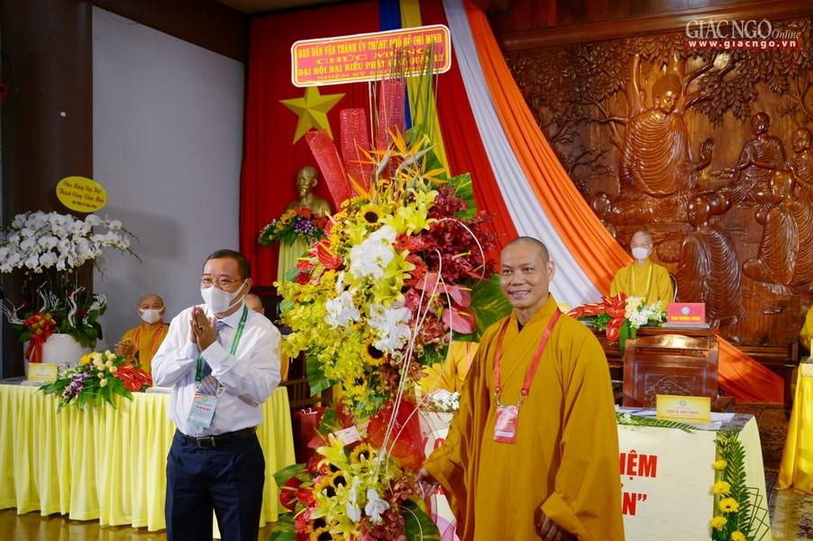 Ban Dân vận Thành ủy chúc mừng Ban Dân vận Thành ủy chúc mừng