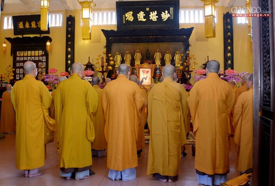 Tưởng nhớ đến công hạnh và đạo nghiệp của cố Thượng tọa suốt đời tận tụy huy sinh phục vụ đạo pháp và chúng sanh Tưởng nhớ đến công hạnh và đạo nghiệp của cố Thượng tọa suốt đời tận tụy huy sinh phục vụ đạo pháp và chúng sanh