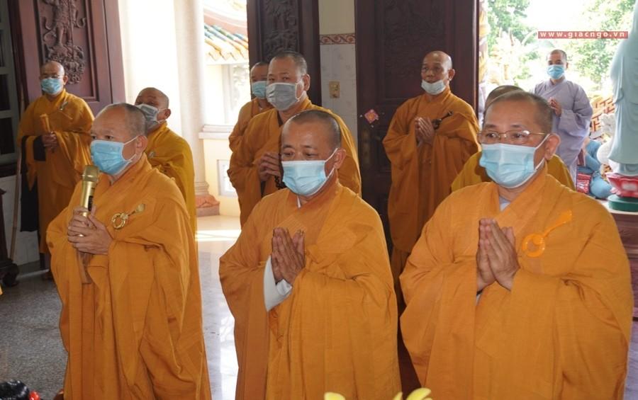 Chư tôn đức Thường trực Ban Trị sự GHPGVN huyện Củ Chi tác pháp an cư đại chúng - Ảnh: Như Danh Chư tôn đức Thường trực Ban Trị sự GHPGVN huyện Củ Chi tác pháp an cư đại chúng - Ảnh: Như Danh