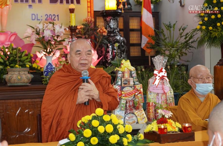 Hòa thượng Thích Thiện Tâm ban đạo từ chứng minh Hòa thượng Thích Thiện Tâm ban đạo từ chứng minh