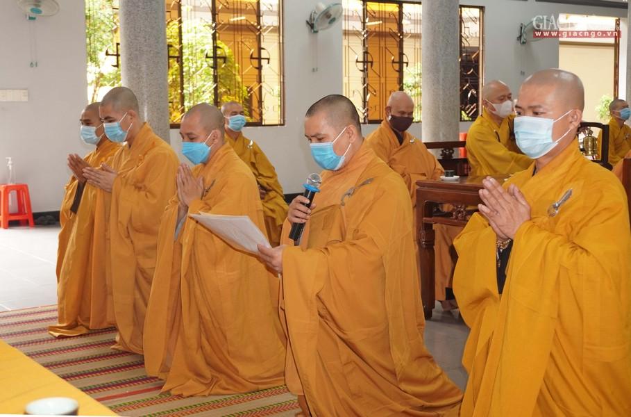 Chư tôn đức Ban Thư ký Phật giáo quận cung an chức sự Chư tôn đức Ban Thư ký Phật giáo quận cung an chức sự