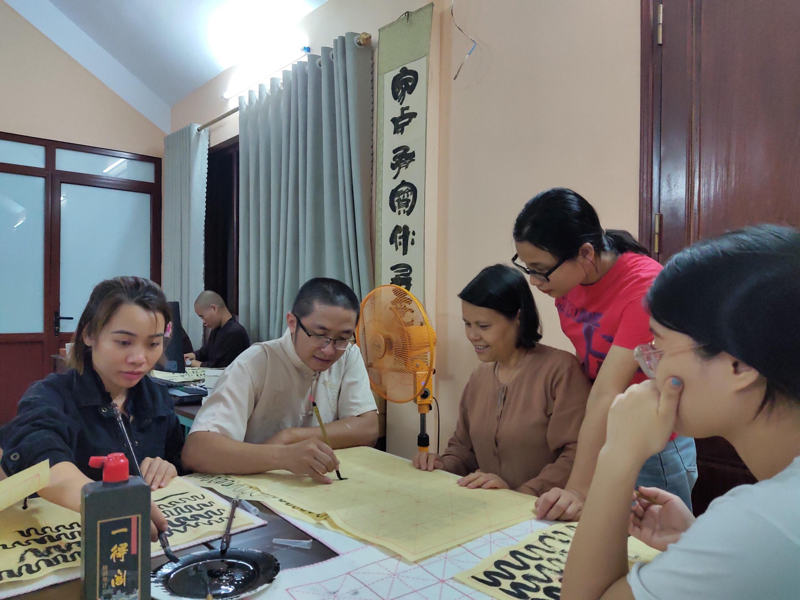 Cùng nhau mày mò tập viết từng nét chữ cơ bản