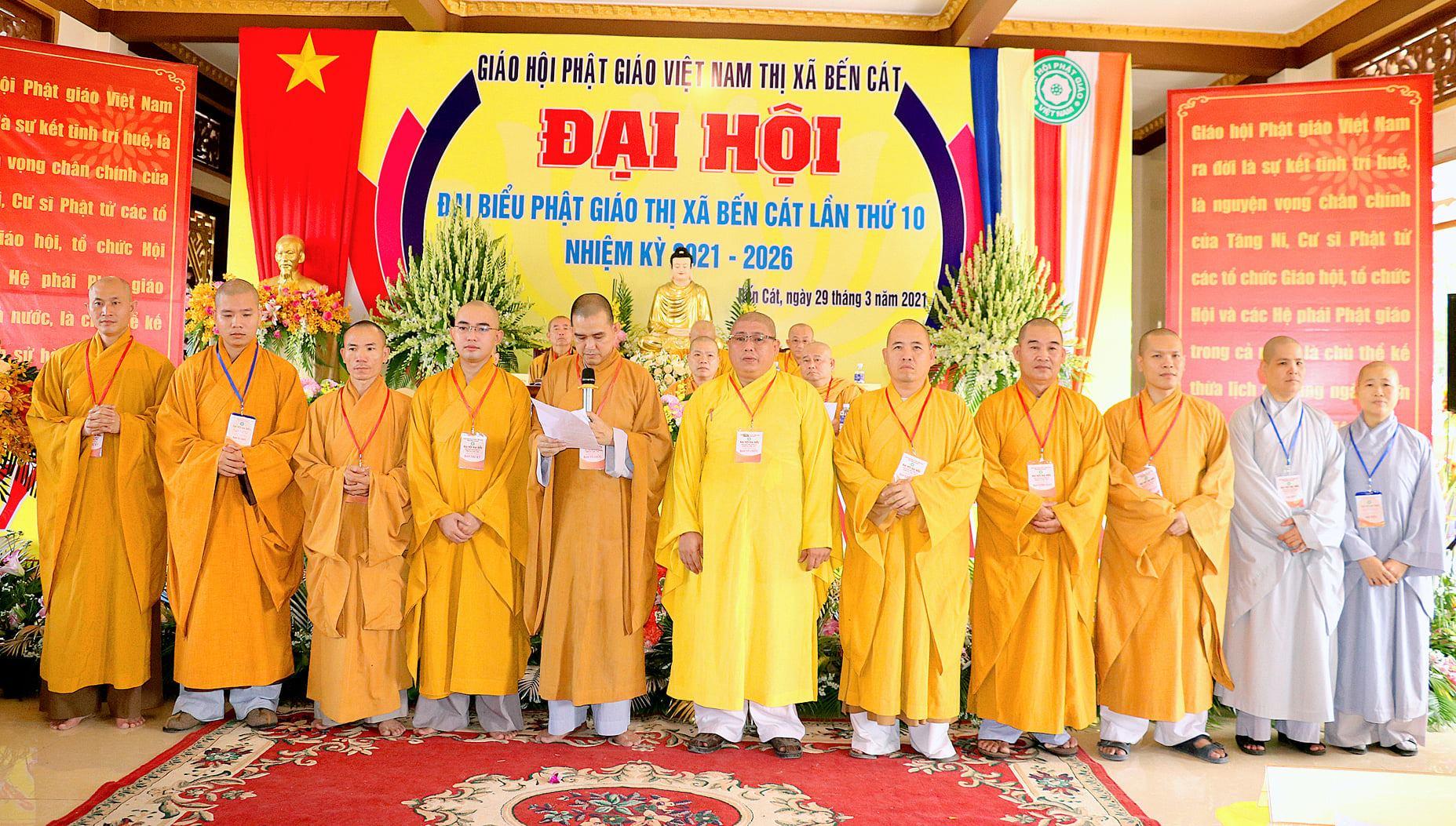 Tân Ban Trị sự Phật giáo thị xã Bến Cát ra mắt Đại hội