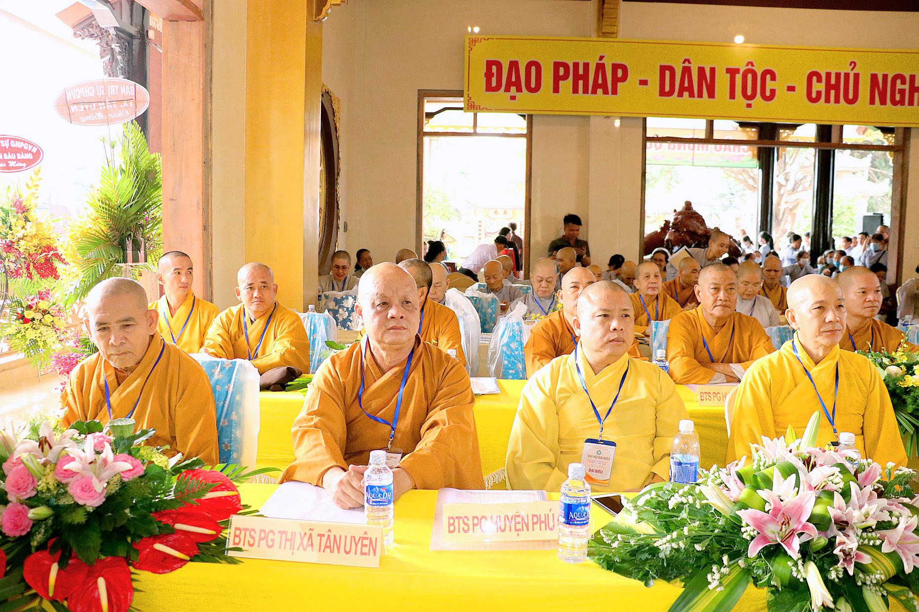 Chư tôn đức Tăng Ni tham dự đại hội