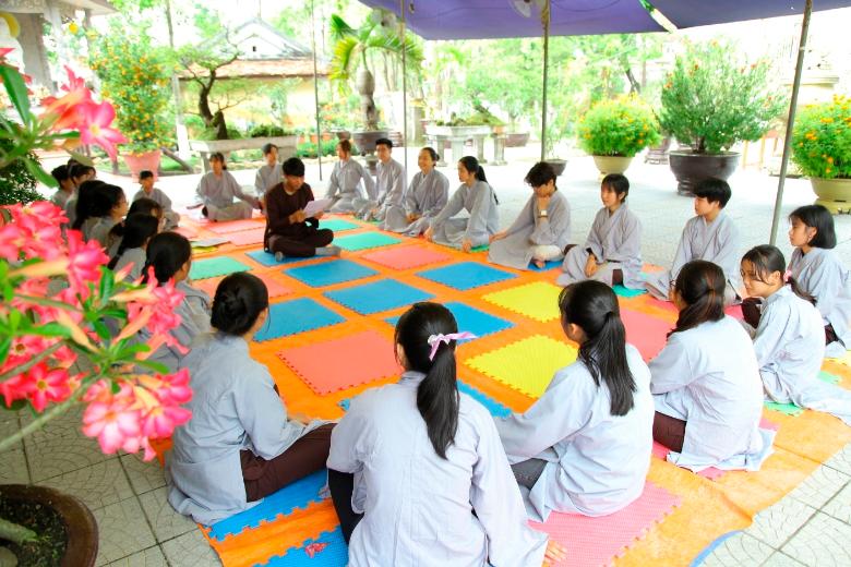 Sinh hoạt chúng Sinh hoạt chúng