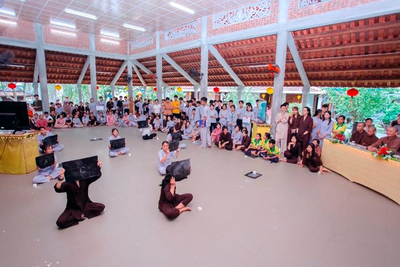 Hội thi "Rung chuông chùa" Hội thi "Rung chuông chùa"